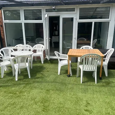 5 Bedroom House Se6-2